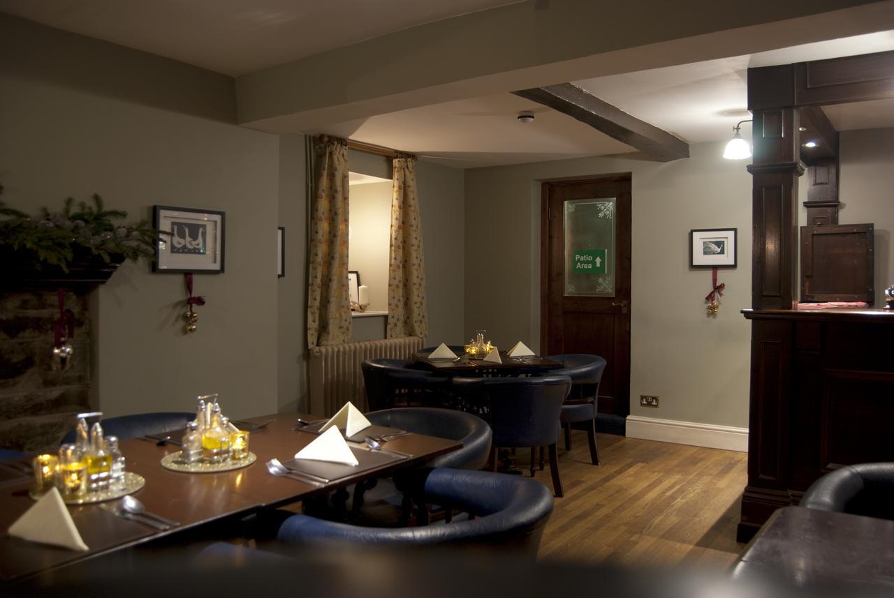 The Fforest Inn Llanfihangel-nant-Melan Bagian luar foto